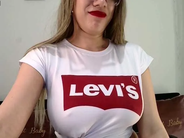 Live sex webcam photo for sukinaughty- #269154051