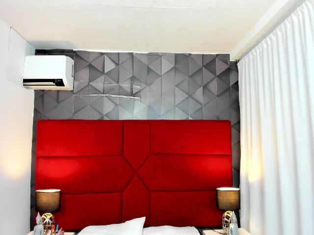 Live sex webcam photo for Chanel_broke #269151183