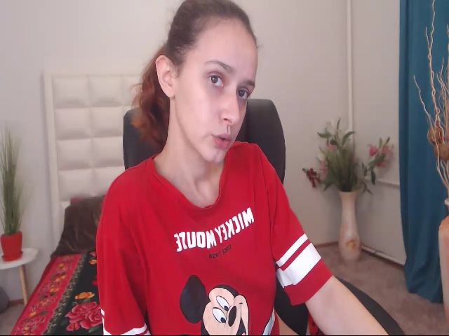 Live sex webcam photo for IrisNichols #269162717