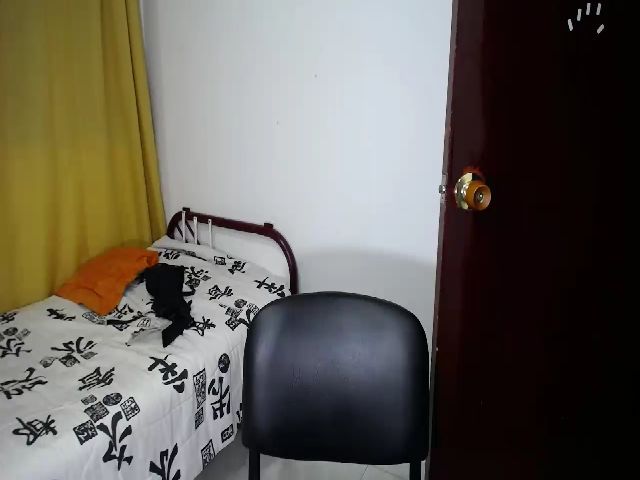 Live sex webcam photo for Titshuge_big #269151195