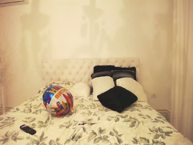 Live sex webcam photo for Mymysterryy24 #269164779