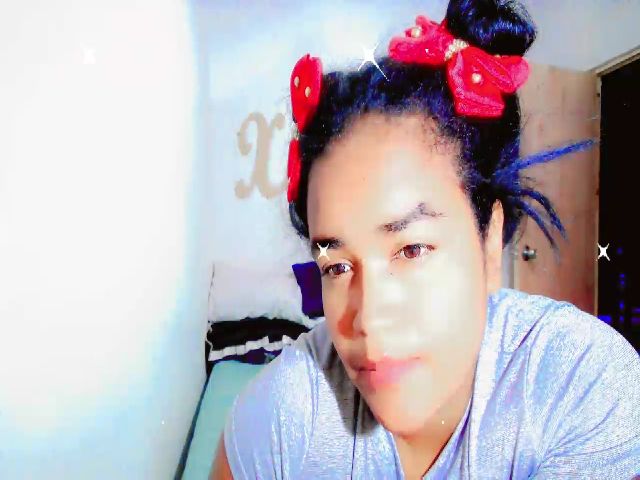 Live sex webcam photo for xxiomy_ #269164694