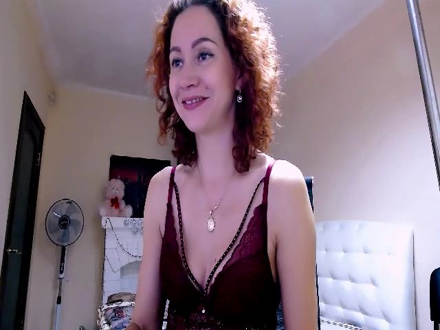 Live sex webcam photo for XeniaMilf #269158057