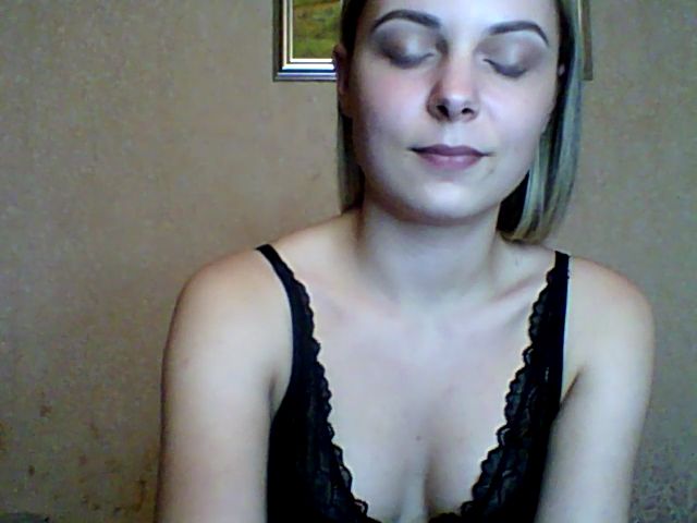 Live sex webcam photo for BreeAngel #269156870