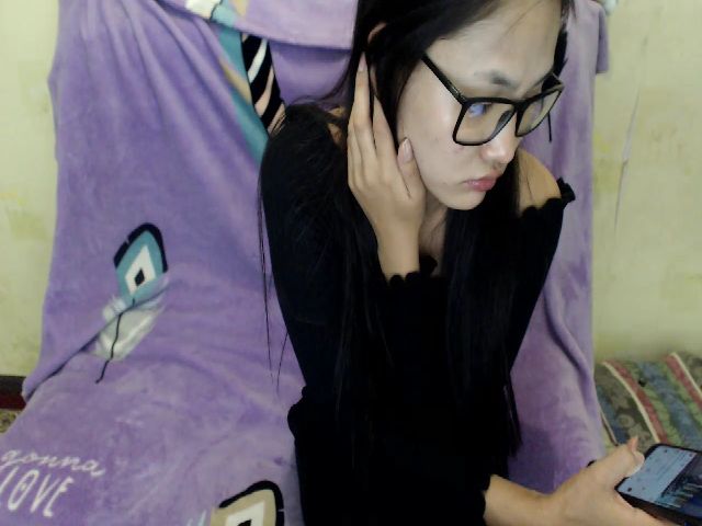 Live sex webcam photo for Maki__ #269160265