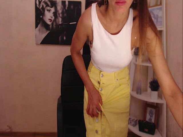 Live sex webcam photo for TeresaStewwy #269151227