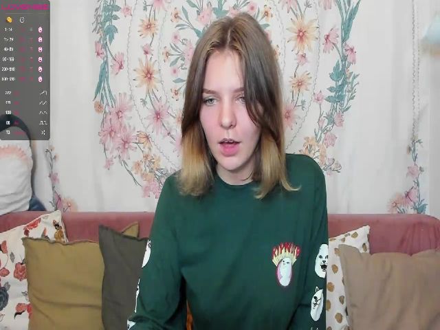 Live sex webcam photo for LiliaMorris #269159813