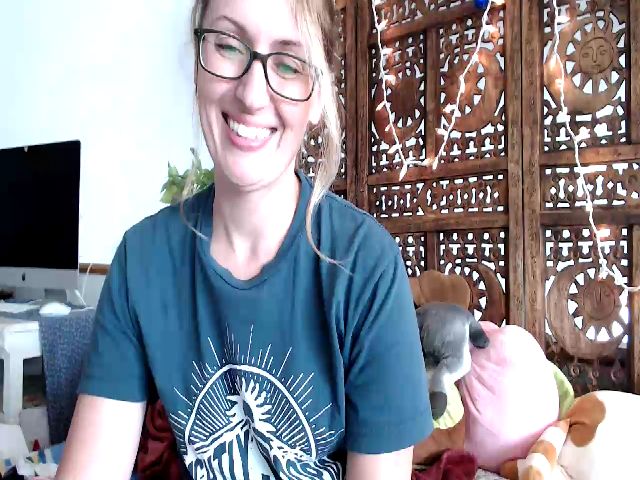 Live sex webcam photo for WildflowerEm #269162234