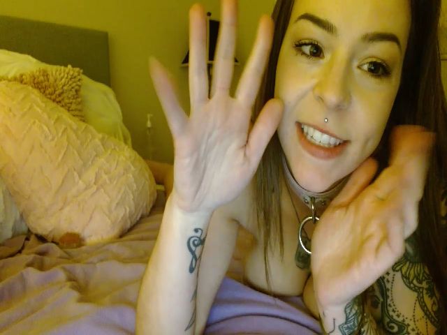 Live sex webcam photo for Vixeyyy #269164780