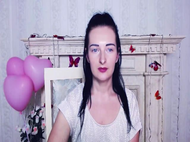 Live sex webcam photo for Tasty_dana #269152379