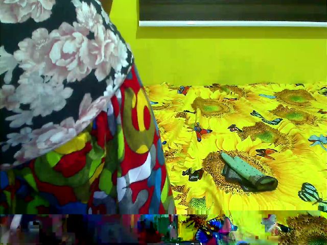 Live sex webcam photo for LiL_Spermaid #269152335