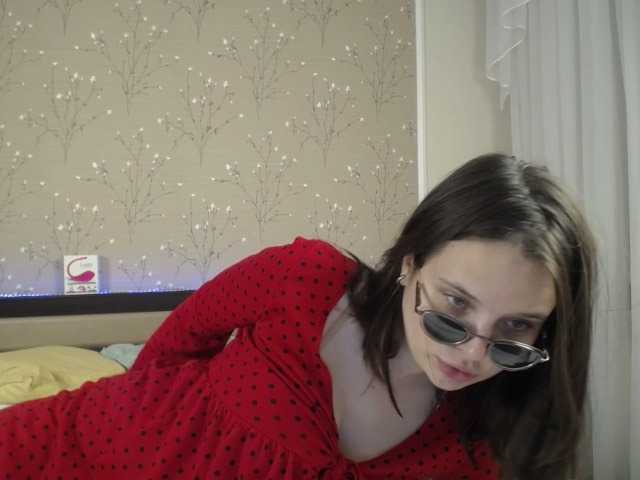 Live sex webcam photo for MariettaFlem #269149500