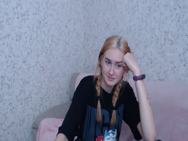 Live sex webcam photo for Honey_dream #269162556