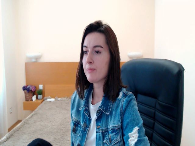 Live sex webcam photo for Jenny_Schwarz #269154632