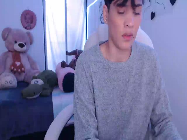 Live sex webcam photo for Laura_R23 #269160318