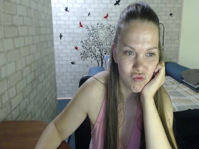 Live sex webcam photo for KateAshley #269151222