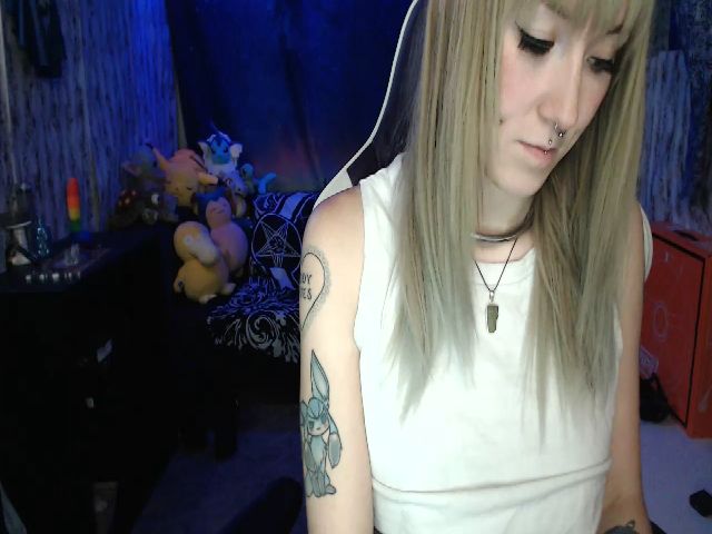 Live sex webcam photo for Ae86Waifu #269160664