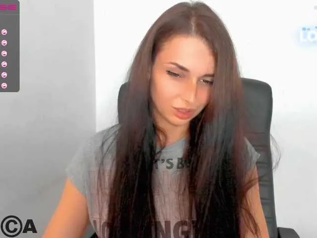 Live sex webcam photo for BettyMix #269148991