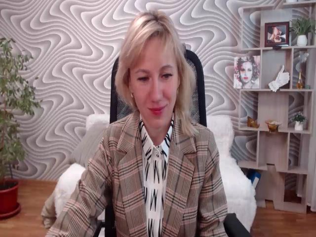 Live sex webcam photo for SvenIsolde #269162404