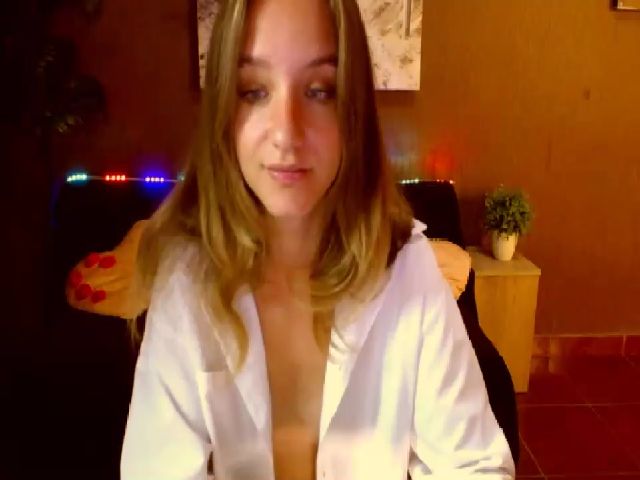 Live sex webcam photo for Tessa_Hot #269154596