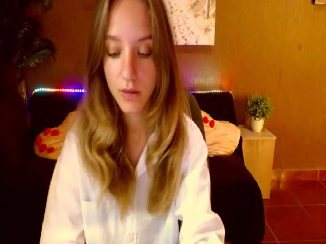 Live sex webcam photo for Tessa_Hot #269155138