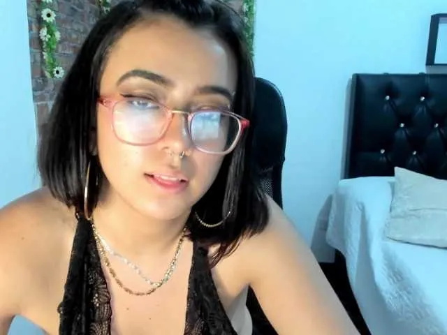 Live sex webcam photo for adhara4 #269150160