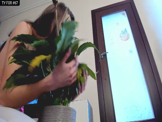 Live sex webcam photo for RedSparrrow #269154654