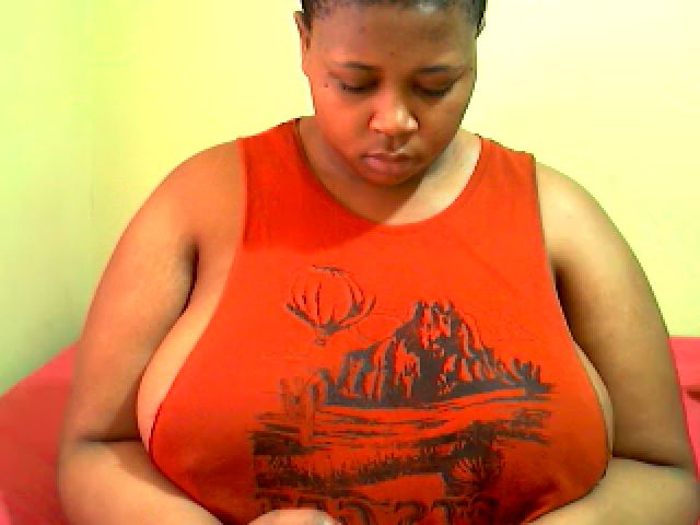 Live sex webcam photo for Longlove2 #269155902