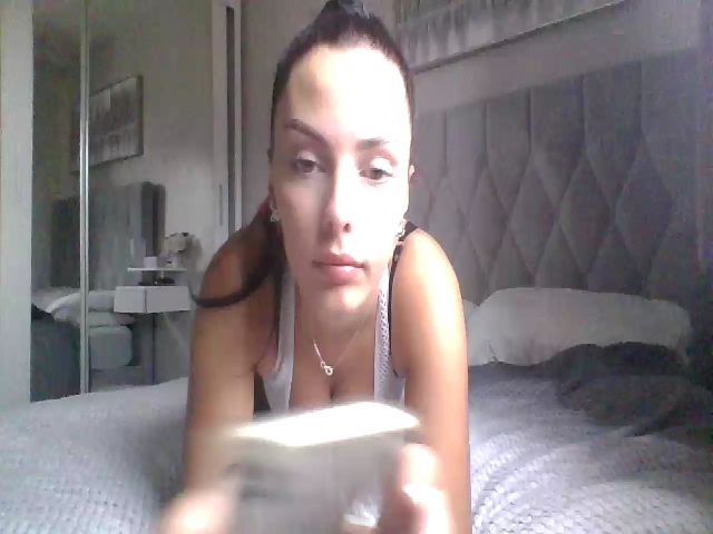 Live sex webcam photo for SiennaStarr #269155736