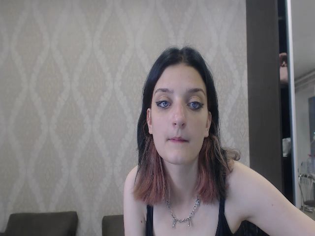 Live sex webcam photo for MoraCos #269159979