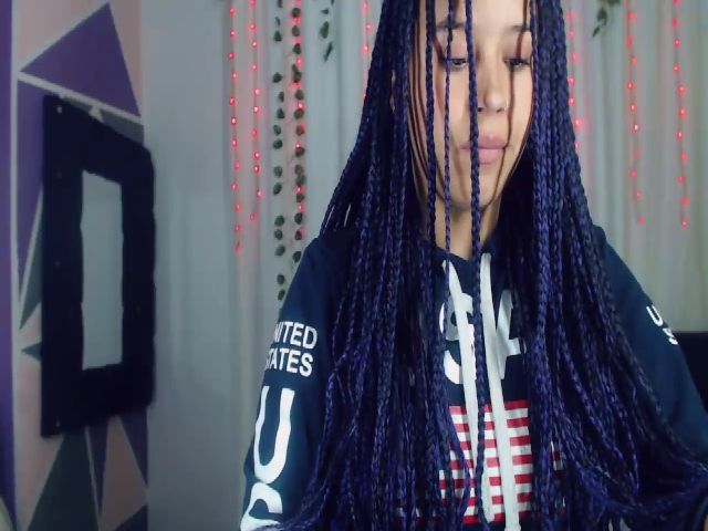 Live sex webcam photo for lauren_saray #269151580