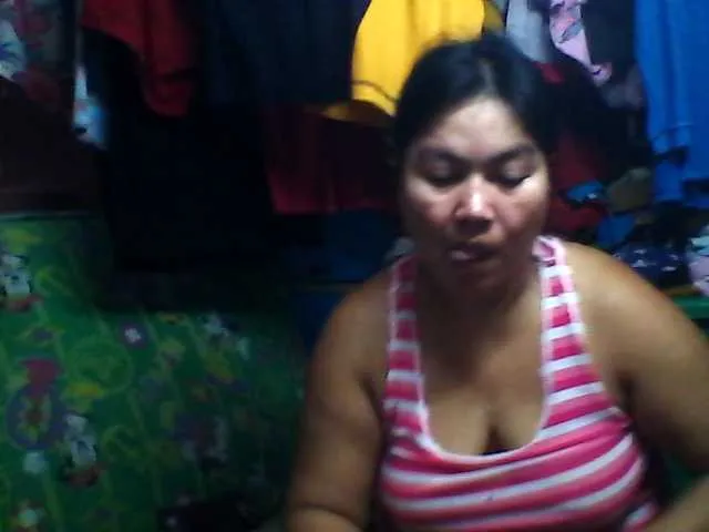 Live sex webcam photo for princess4uxx #269165578