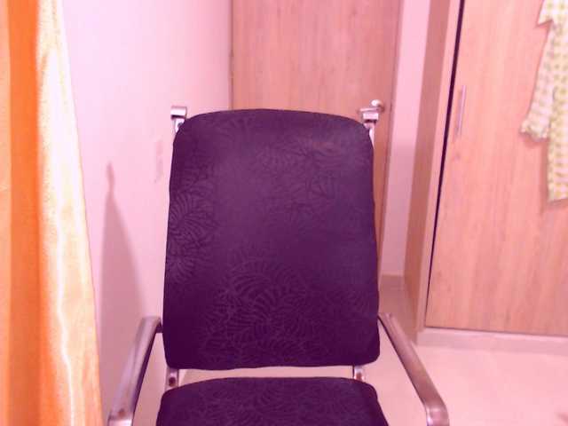 Live sex webcam photo for LizaDouson #269165821