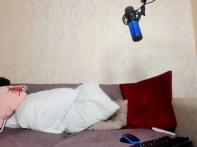 Live sex webcam photo for enchantressss #269165386