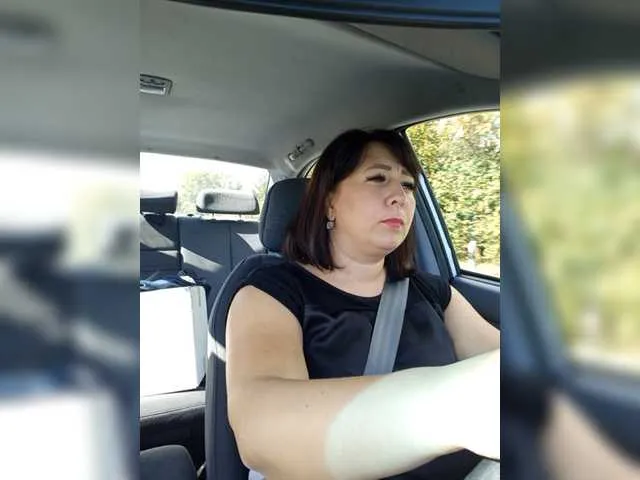 Live sex webcam photo for MiLediLeDi #269172378