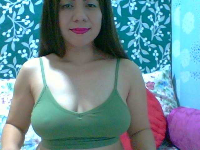 Live sex webcam photo for Scarletteb #269165498