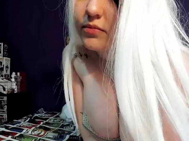 Live sex webcam photo for VitaViper #269177886