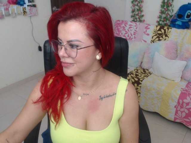 Live sex webcam photo for MILF-KAROL #269165807