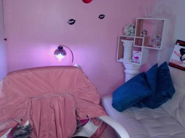 Live sex webcam photo for Sweetditta #269169126