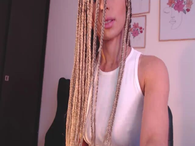 Live sex webcam photo for Annie_es #269173720