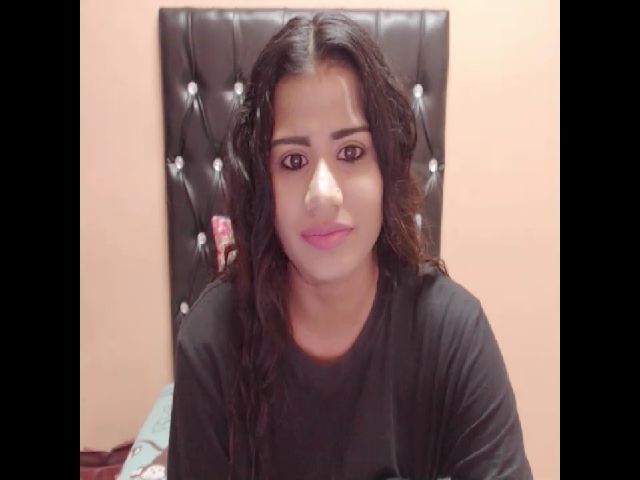 Live sex webcam photo for PARADISEQEEN #269176758