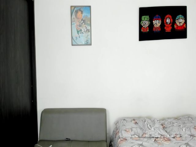 Live sex webcam photo for Anna_Weells #269176776