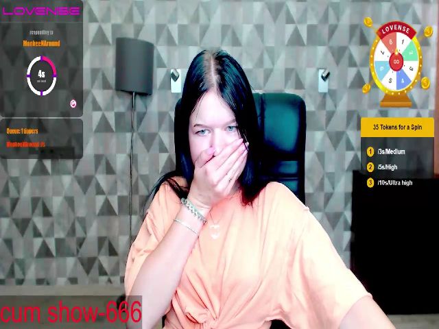 Live sex webcam photo for AnnaFols #269168129