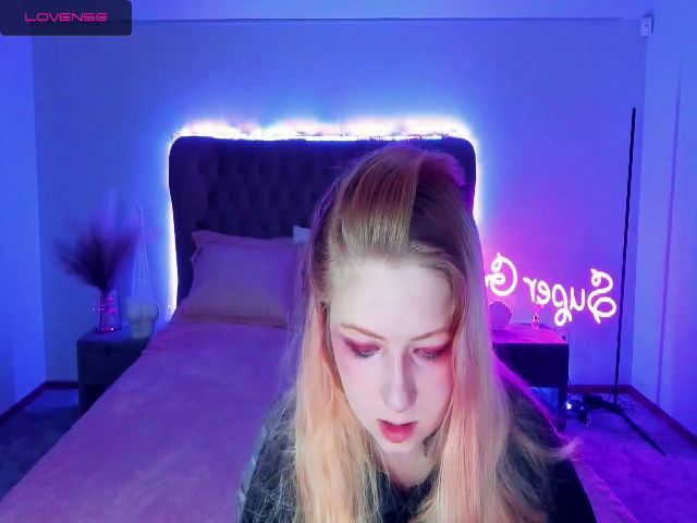 Live sex webcam photo for TinkerrBelll #269179954