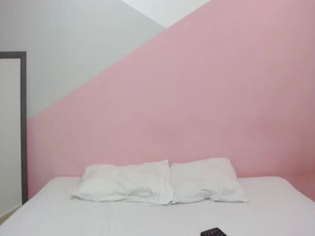 Live sex webcam photo for Sarajoness_ #269181893