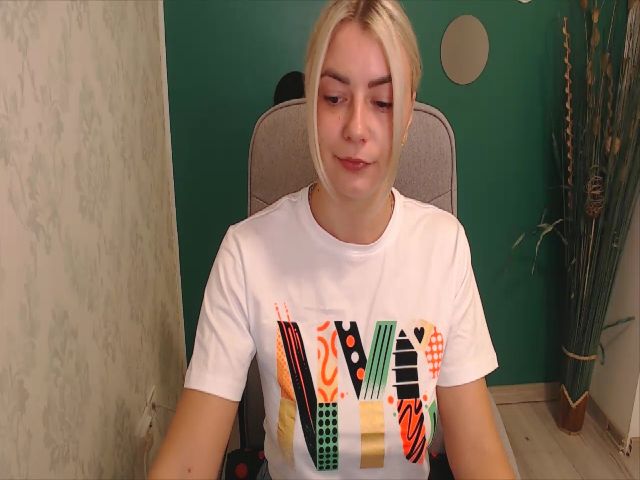 Live sex webcam photo for SoftPleasurex #269169692