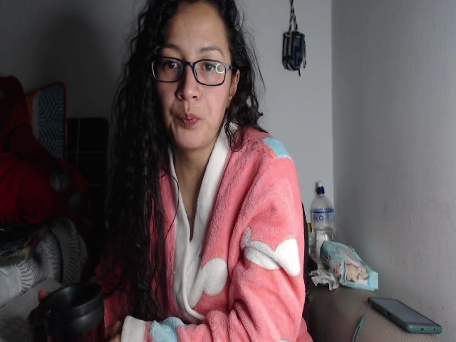 Live sex webcam photo for Kawit_lust #269169630