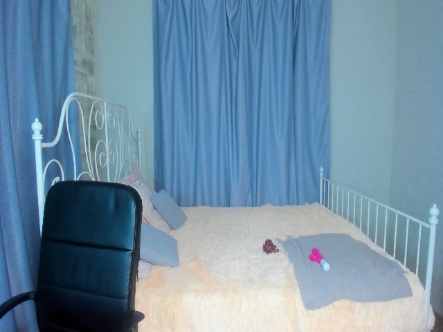 Live sex webcam photo for April_bb #269166316