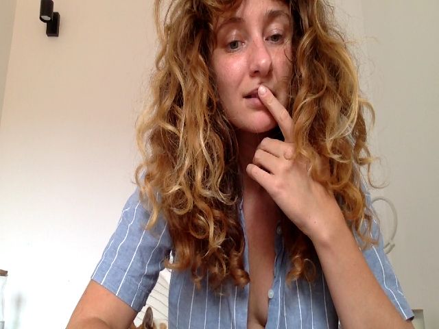 Live sex webcam photo for lanatomatoes #269175100