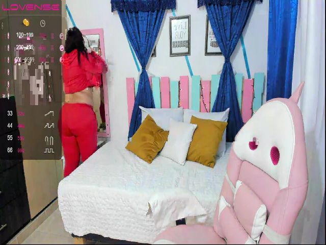 Live sex webcam photo for Sexxy_blonnde #269174394